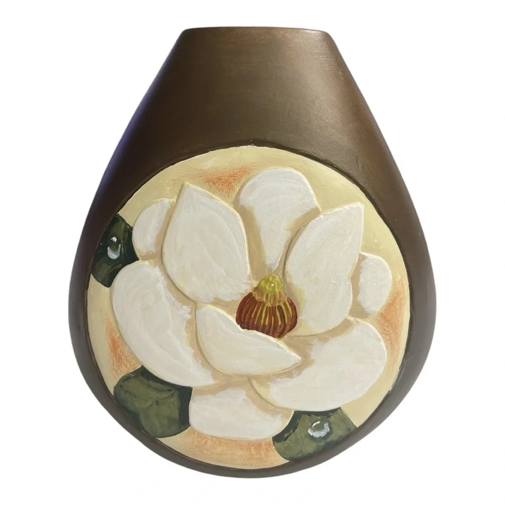 Signed Georgia Artist Hand-Carved Magnolia Pear-Shaped Pottery Vase 9